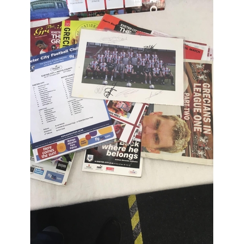 899 - CARTON WITH EXETER CITY MEMORABILIA TICKETS, TEAM PICTURES & PROGRAMMES