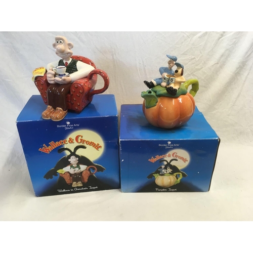 919 - 2 WALLACE & GROMIT TEA POTS, PUMPKIN TEA POT & WALLACE IN ARMCHAIR TEA POT