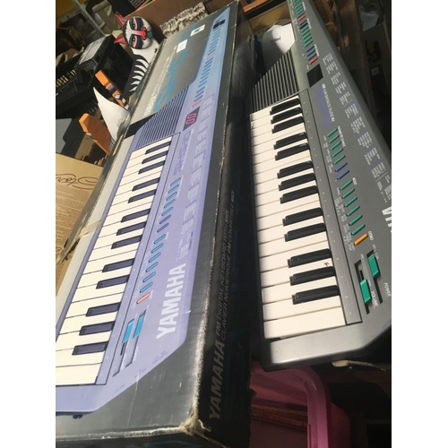 36 - YAMAHA DIGITAL KEYBOARD