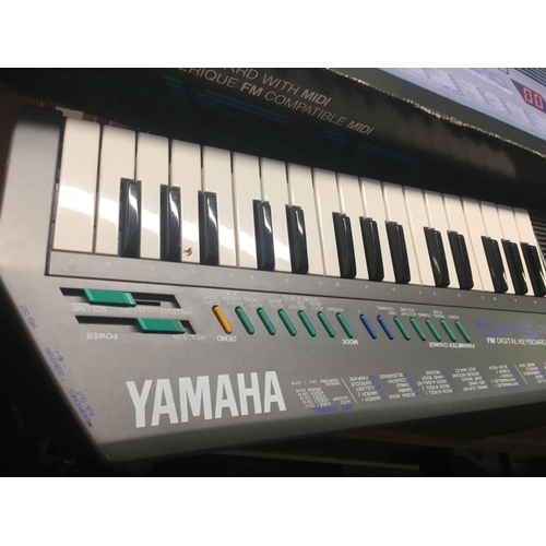 36 - YAMAHA DIGITAL KEYBOARD