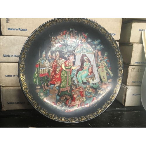 55 - 11 RUSSIAN COMMEMORATIVE PLATES IN BOXES