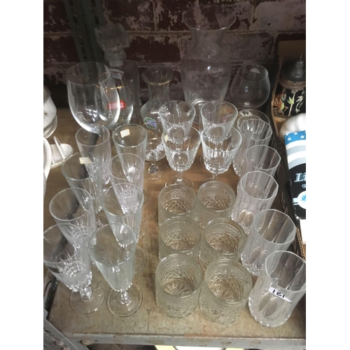 181 - SHELF WITH MIXED DRINKING GLASSES & A CARTON OF MISC CHINA