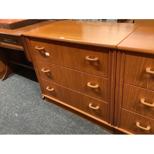 330 - TEAK EFFECT BEDROOM SUIT (DRESSING TABLE WITH MIRRORED BACK & SIX DRAWERS, 3 DRAWER CHEST & 2 DRAWER... 