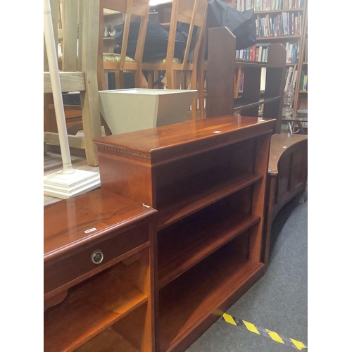 287 - POLISHED YEW BOOKCASE WITH ADJUSTABLE SHELVES, 35'' WIDE & PAIR OF MATCHING BEDSIDE CUPBOARDS