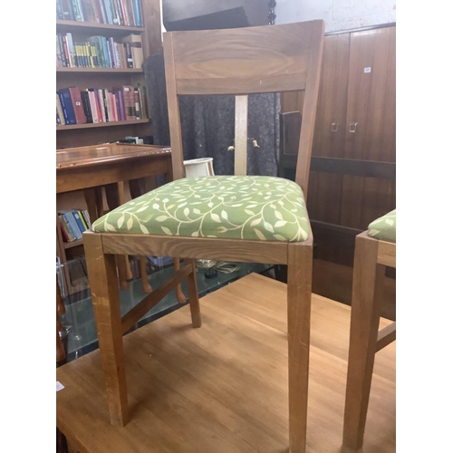 298 - LARGE LIGHT OAK DINING TABLE, 6ft X 3ft & 6 MATCHING STYLISH UPHOLSTERED DINING CHAIRS