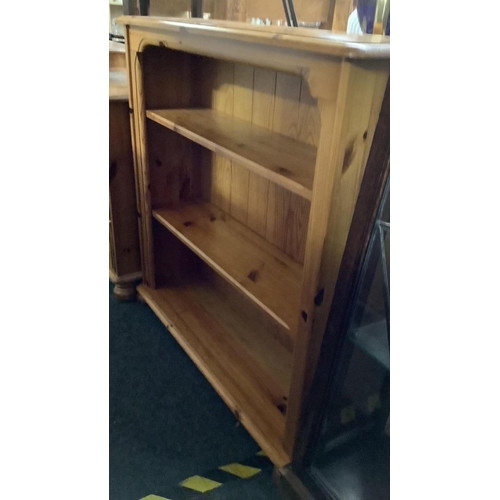 354 - STRIPPED PINE BOOKCASE WITH 2 ADJUSTABLE SHELVES, 3ft WIDE