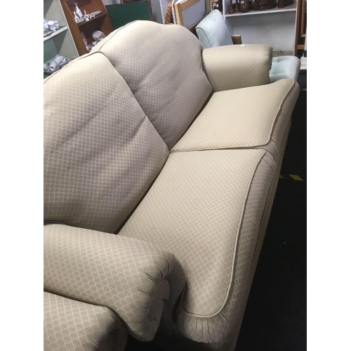 417 - LOUNGE SUIT WITH 3 SEATER SETTEE & 2 ARMCHAIRS