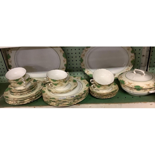 443 - CROWN STAFFORDSHIRE DINNER SERVICE INCL; TEA PLATES, DINNER PLATES, SOUP BOWLS, TUREEN ETC