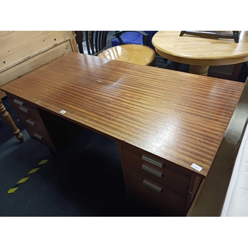 466 - PEAK TWIN PEDESTAL OFFICE DESK WITH 5 DRAWERS, 5ft x 2ft 6''