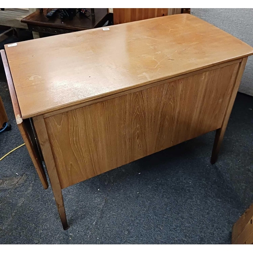 499 - RETRO TEAK SINGLE PEDESTAL DESK / DRESSING TABLE WITH DROP FLAP END, 3ft 3'' EXTENDING TO 4ft 6'' WI... 