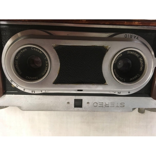 839 - EDIXA STEREO CAMERA, MODEL 1A WITH CASE