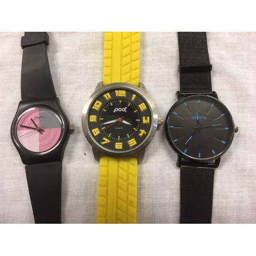 871 - 3 X WATCHES: 1) BLACK ''GENEVA'' WATCH WITH BLUE WRITING, 2) ''LOUIFREY'' WATCH, LADIES, BLACK, PINK... 