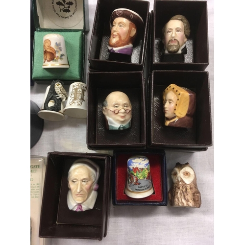 930 - BOXED COLLECTION OF 20 THIMBLES, DICKENS CHARACTERS ETC