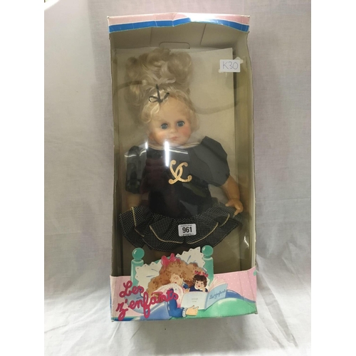 961 - BOXED DOLL