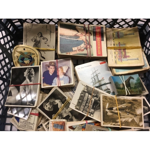 967 - CONTAINER OF OLD PHOTO'S