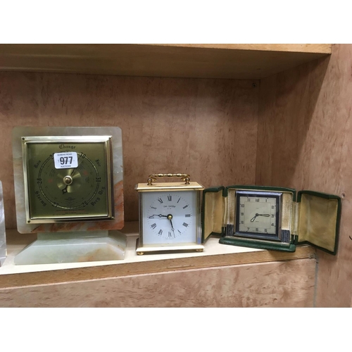 977 - 6 VARIOUS DESK CLOCKS