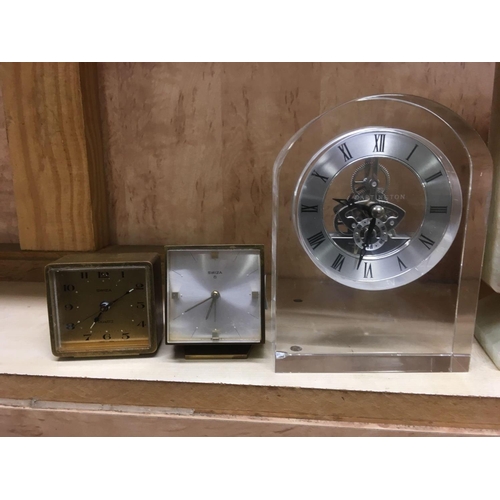 977 - 6 VARIOUS DESK CLOCKS