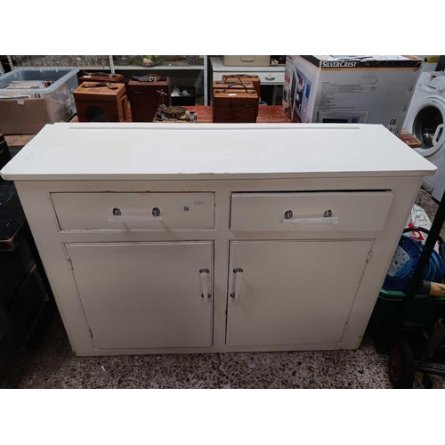 134 - WHITE RETRO KITCHEN CABINET