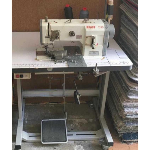 601 - TAPE MACHINE, FULLY WORKING, ORIGINAL PFAFF 1245 LOCK STITCH FLATBED SEWING MACHINE. SUITABLE FOR LA... 