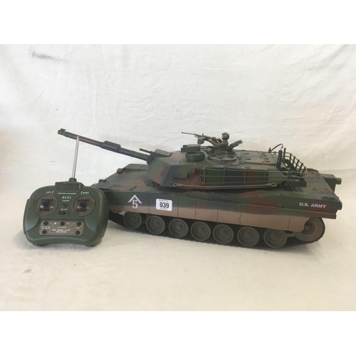 939 - REMOTE CONTROLLED M1 A1 AMERICAN BATTLE TANK WITH REMOTE CONTROL & ACCESSORIES PART