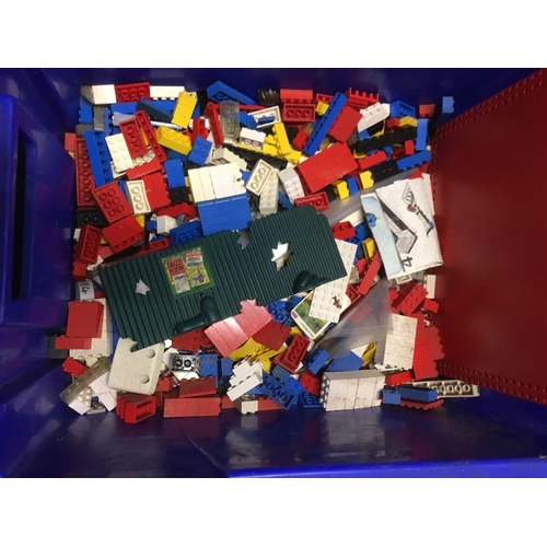 967 - 2 CARTONS OF MISC LEGO PIECES