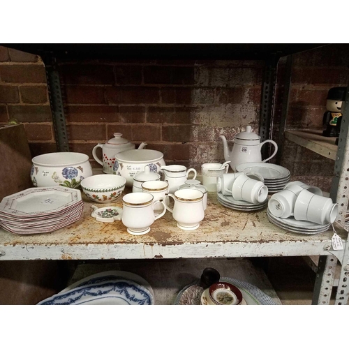 SHELF OF MIXED CHINAWARE INCL; CROWN MING, CHINA CUPS & SAUCERS