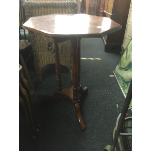 493 - MAHOGANY OCTAGON OCCASIONAL TABLE