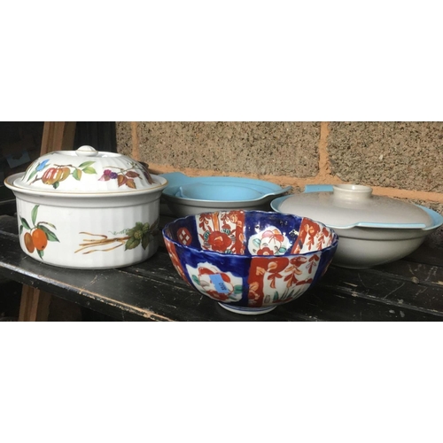 53 - SHELF WITH QTY OF POOLE TABLEWARE, DENBY TUREEN & AN OVEN POT BY EVESHAM WITH AN ORIENTAL BOWL