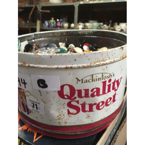 71 - TIN OF VINTAGE BUTTONS