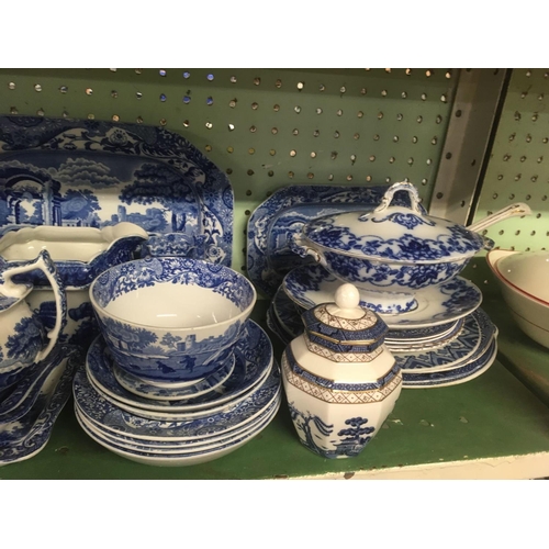 439 - SHELF OF BLUE & WHITE CHINAWARE