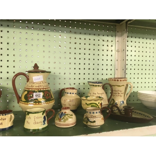 442 - SHELF OF MOTTO WARE