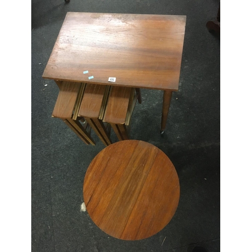 475 - RETRO NEST OF 5 TABLES