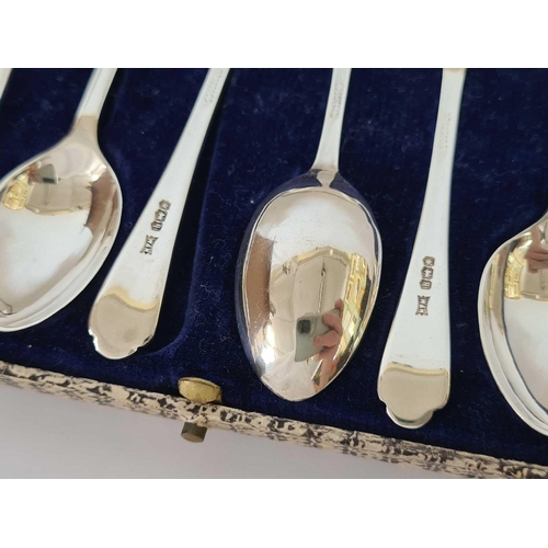 716 - CASED SET OF 6 SILVER GOLFING TEA SPOONS BY WALKER & HALL