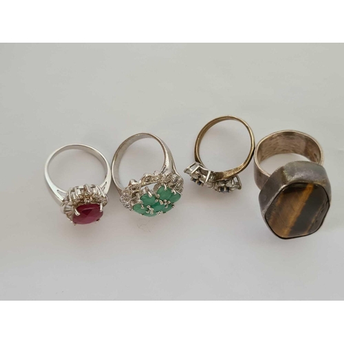 725 - 4 SILVER RINGS