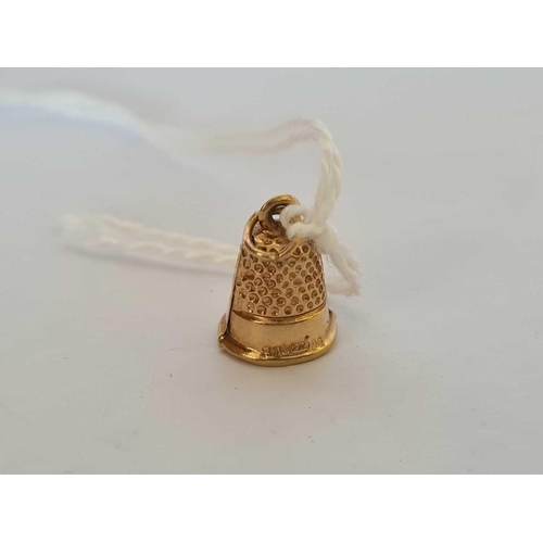 770 - 9ct THIMBLE CHARM