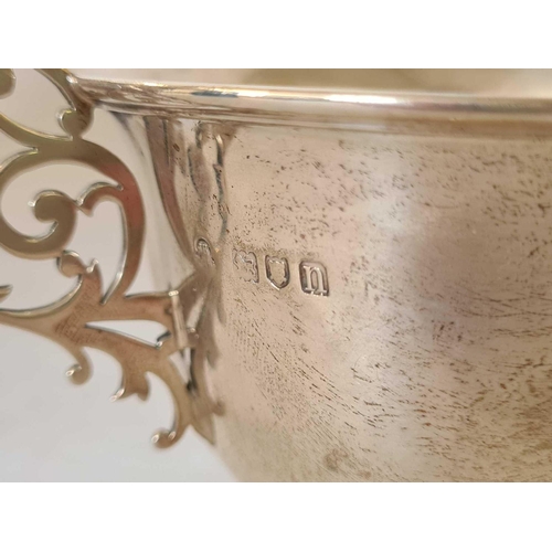 828 - SILVER TO HANDLED BOWL, LONDON 1928, 116g