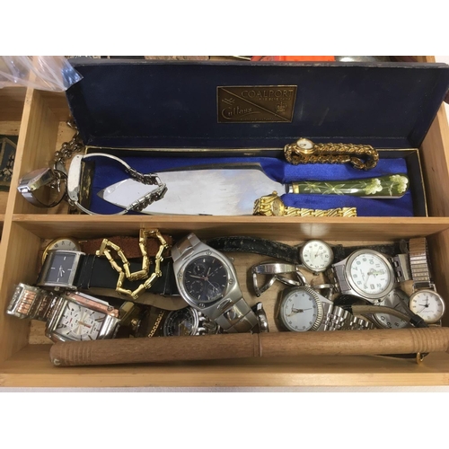 891 - WOODEN TRAY WITH MISC LADIES & GENTS WRIST WATCHES, COSTUME JEWELLERY, CAKE KNIFE IN BOX & VARIOUS B... 