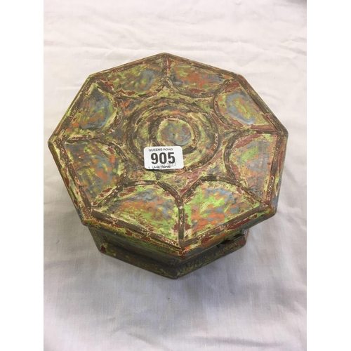 905 - OCTAGONAL TRINKET BOX WITH MARBLES & A TRAY OF STONE EGGS