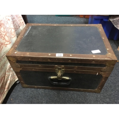 948 - SMALL METAL BROWN TRUNK