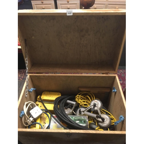 241 - WOODEN TOOL CHEST WITH 1 X 10v TRANSFORMER, CABLES & BOSCH PLAINER & 2 VERIBOR GLASS INSTALLERS