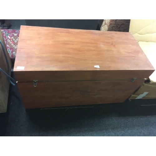 243 - WOODEN CHEST WITH CHRISTMAS DECORATIONS