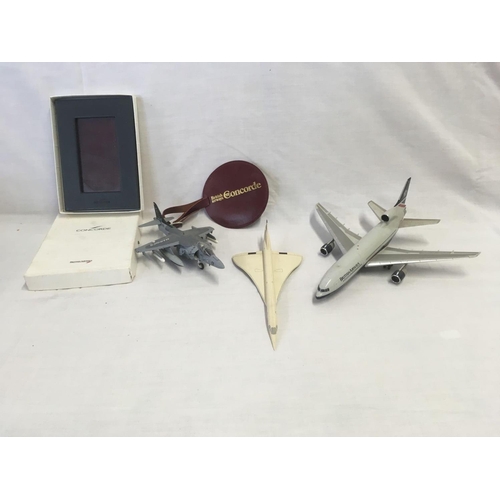 278 - CARTON OF CONCORDE EPHEMERA & OTHER MODEL PLANES