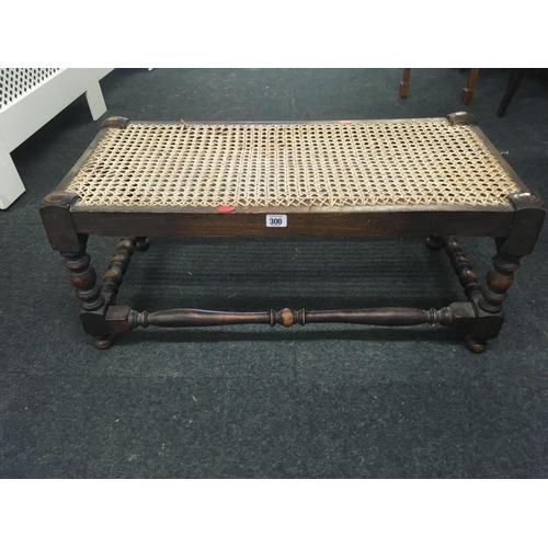 300 - CANE TOP FOOT STOOL