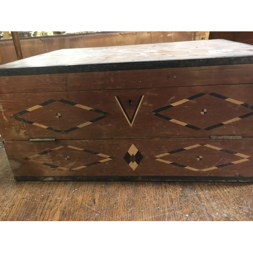 343 - MARQUETRY JEWELLERY BOX &  MINIATURE APPRENTICE PIECE CHEST OF DRAWERS