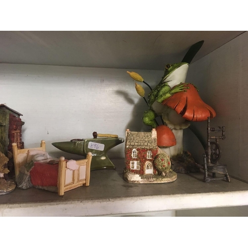 417 - SHELF OF LILLIPUT LANE COTTAGES ETC