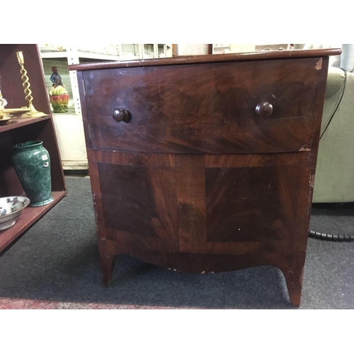 481 - SMALL MAHOGANY BOW FRONTED CUPBOARD