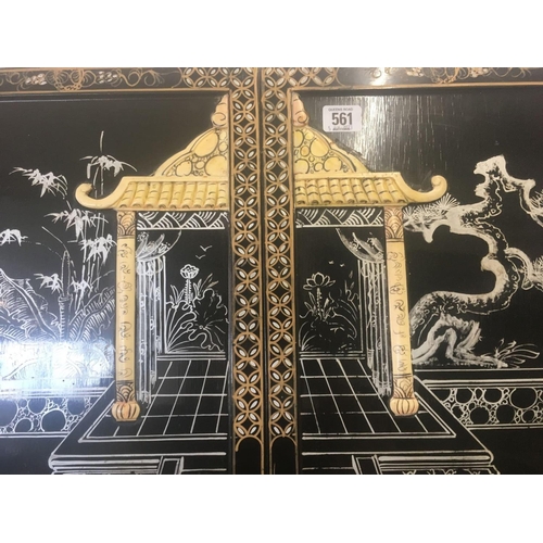 561 - ORIENTAL FOLD SCREEN