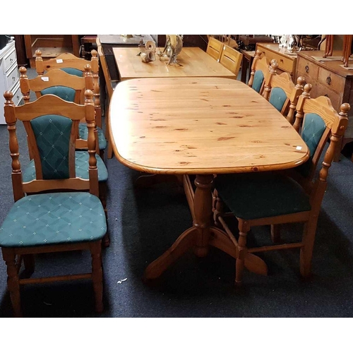 286 - PINE KITCHEN EXTENDING DINING TABLE WITH 6 CHAIRS (CHAIRS NEED TO BE RE-UPHOLSTERED)