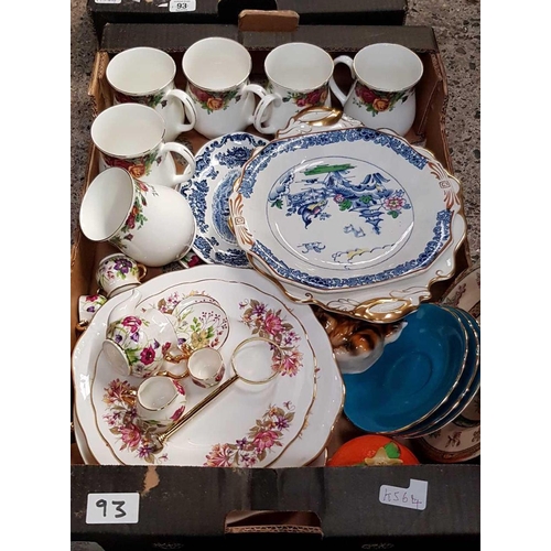 93 - 4 CARTONS OF MIXED CHINAWARE INCL; PART SETS BY ELIZABETHAN, COTTAGE ROSE, A CHEST, WINCHESTER, PLAT... 