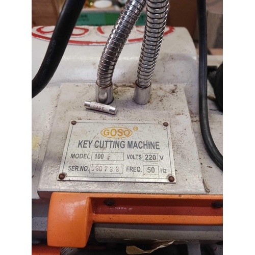 120 - GOSO KEY CUTTING MACHINE